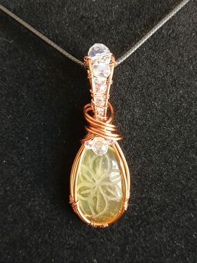 Yellow lemon quartz flower carving copper wire wrapped necklace Bead Accents New